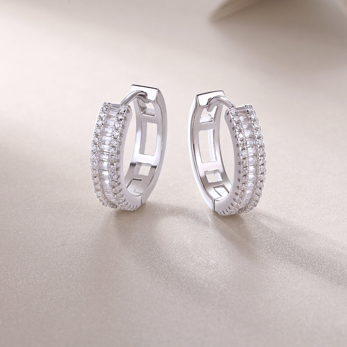 Woven Moissanite Stud Earrings – S925 Sterling Silver