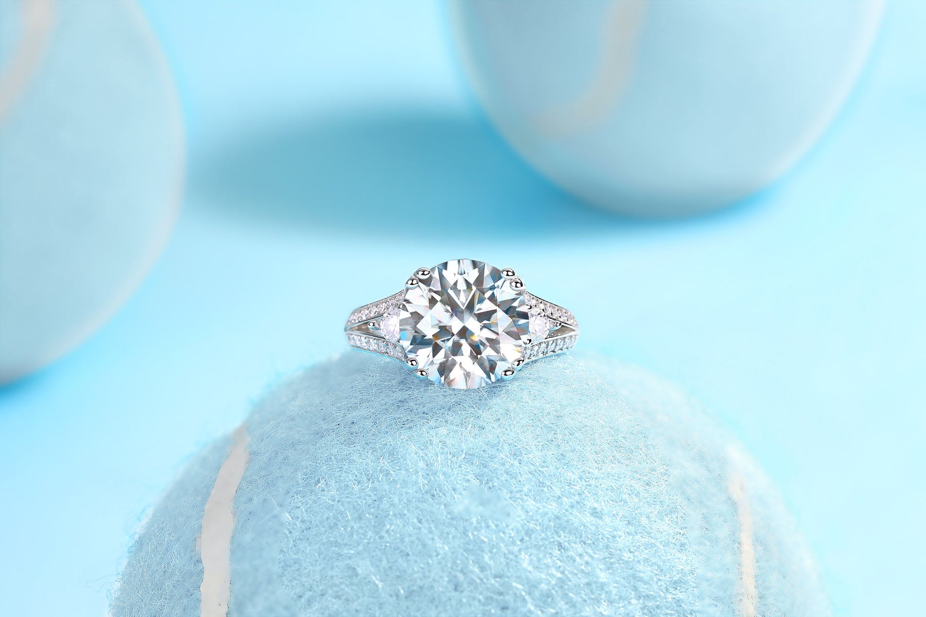 Elegant Radiance Moissanite Ring – 5-Carat S925 Sterling Silver, Platinum-Plated