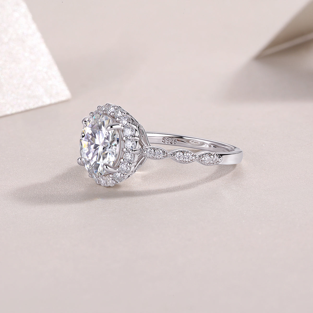 Starlight Shining 3-Carat Moissanite Ring – S925 Sterling Silver with Platinum Plating