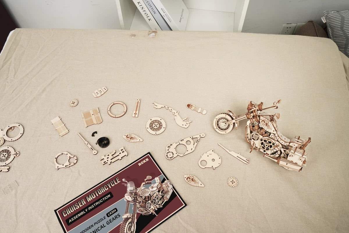 Robotime ROKR Cruiser Motorcycle - 420-Piece 3D Wooden Puzzle Model