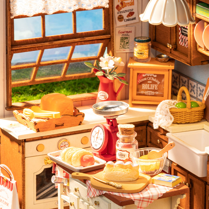 Rolife Scandinavian Bakery Kitchen Miniature Kit - DIY Dollhouse
