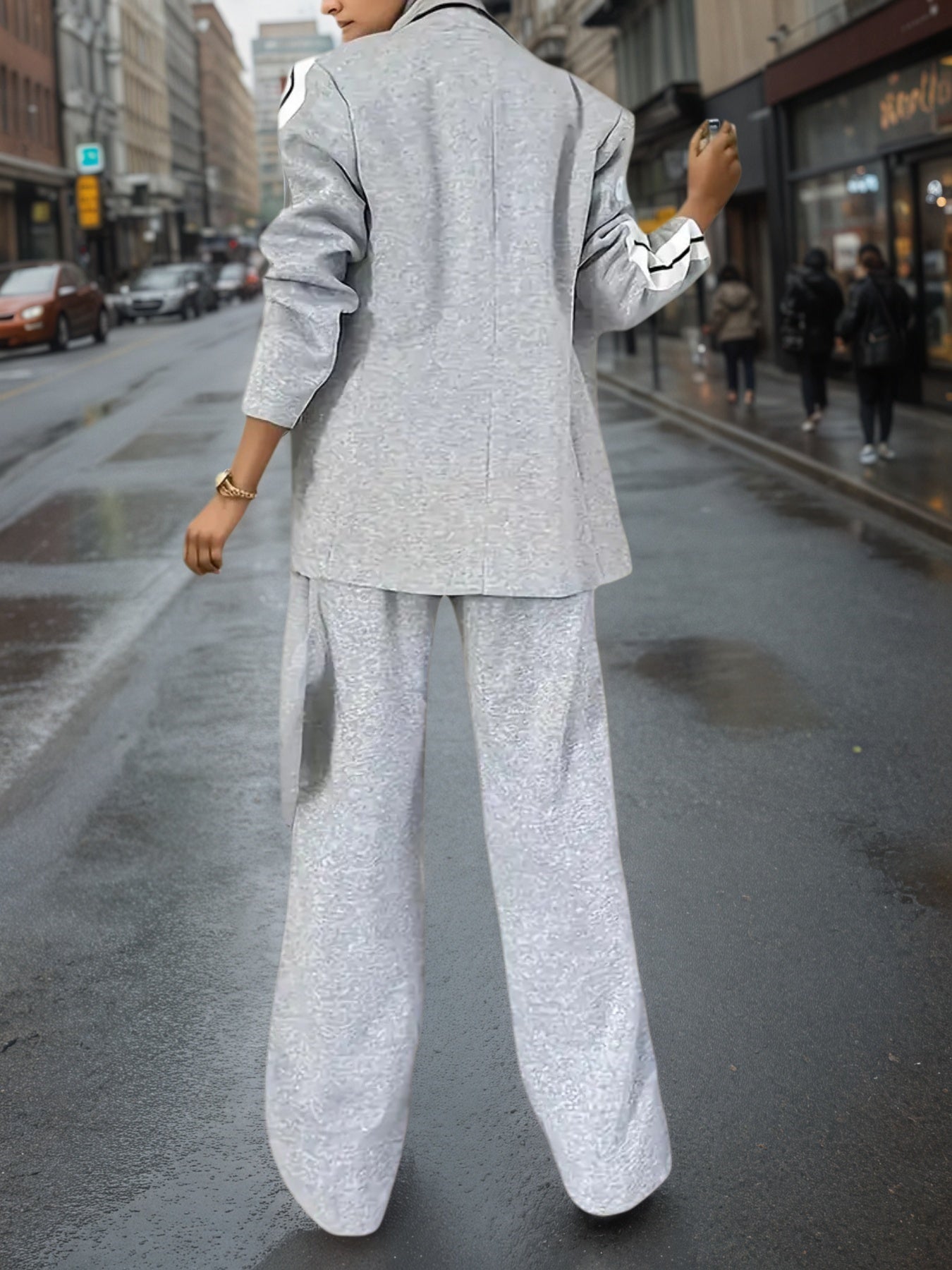Sporty Two-Piece Suit Set - Women's Matching Top & Pants