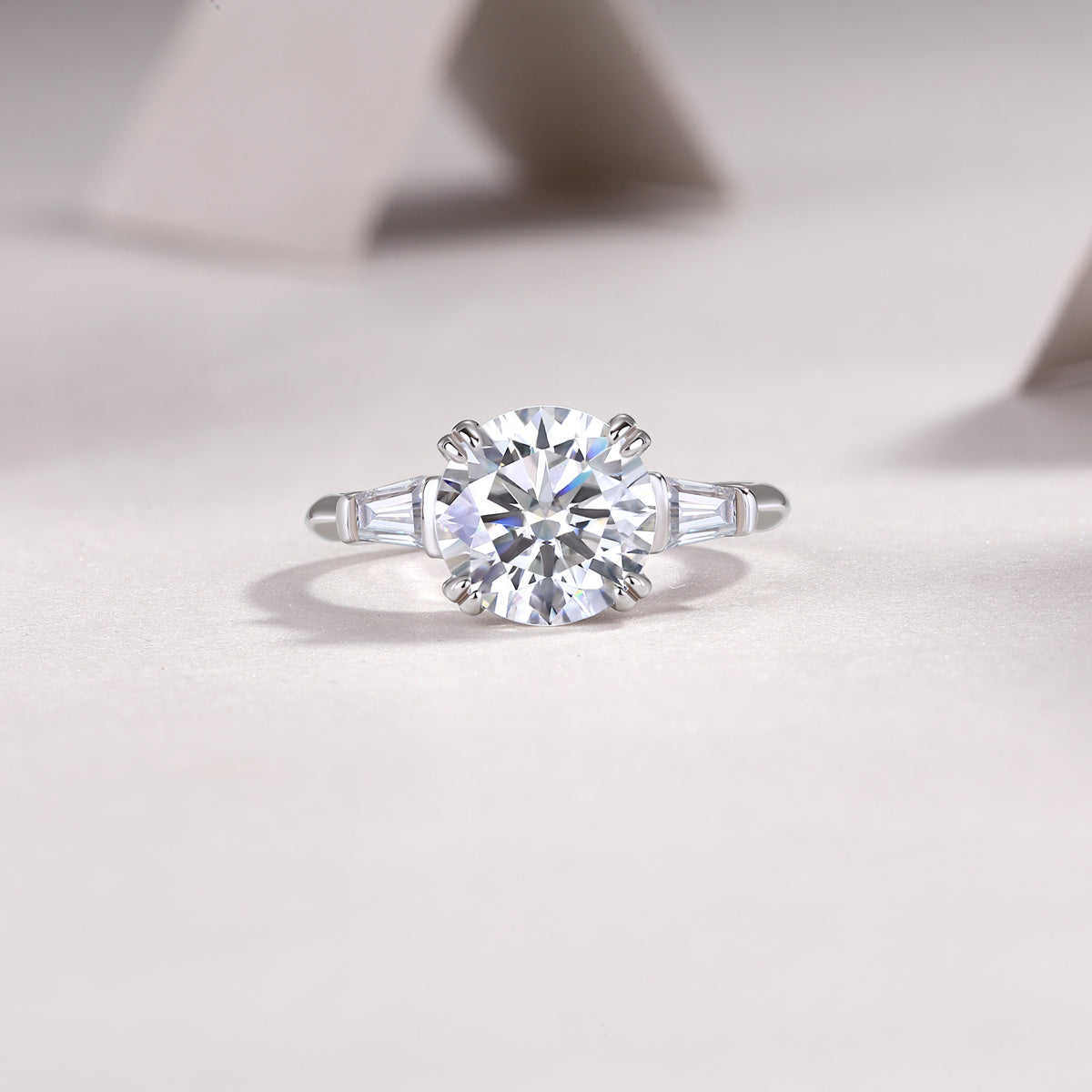 Shining Step by Step 3-Carat Moissanite Ring – S925 Sterling Silver with Platinum Plating