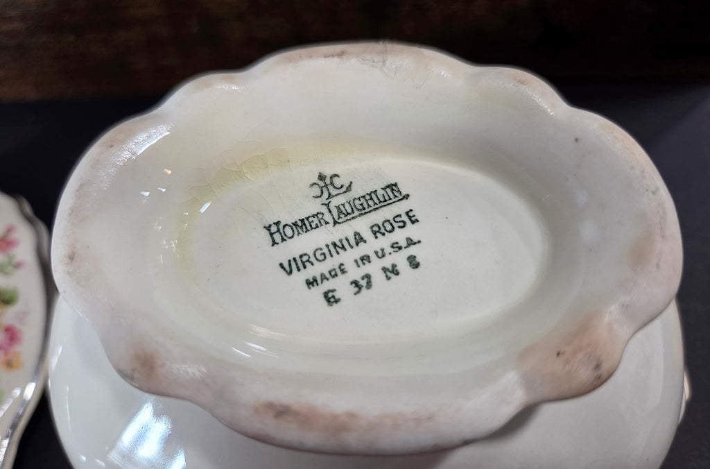1950s Homer Laughlin Virginia Rose Sugar Bowl with Lid - Platinum Trim