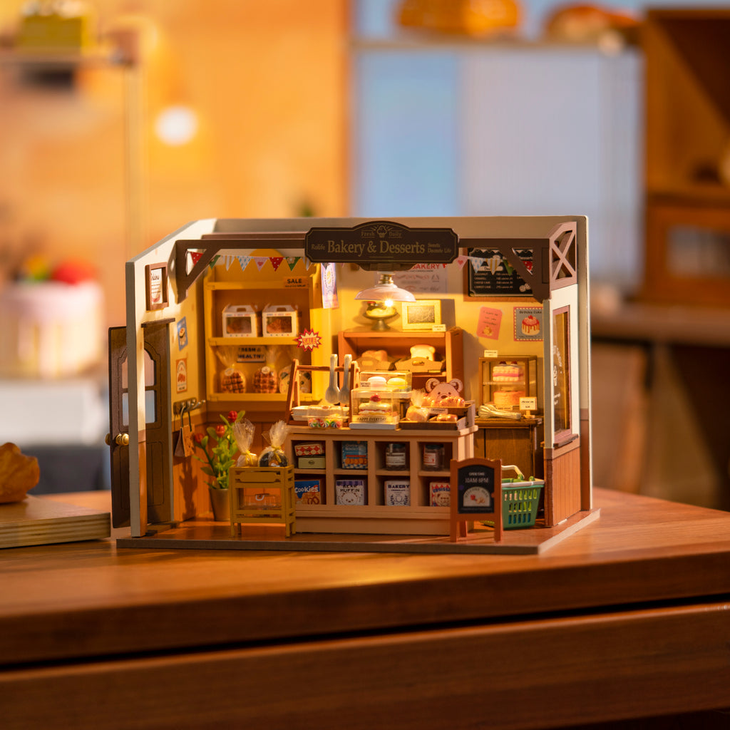 Rolife Becka's Baking House - DIY Miniature Dollhouse Kit