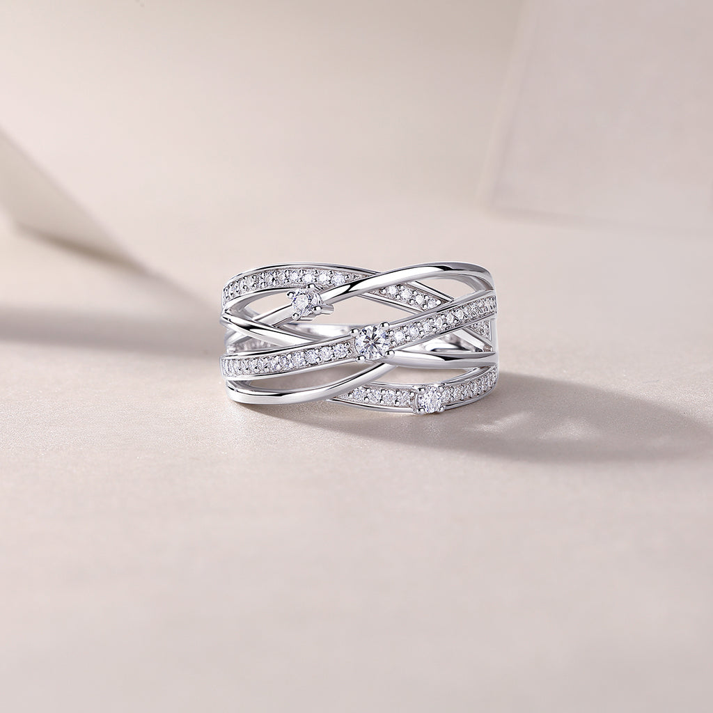 Star Burst Moissanite Ring in S925 Sterling Silver