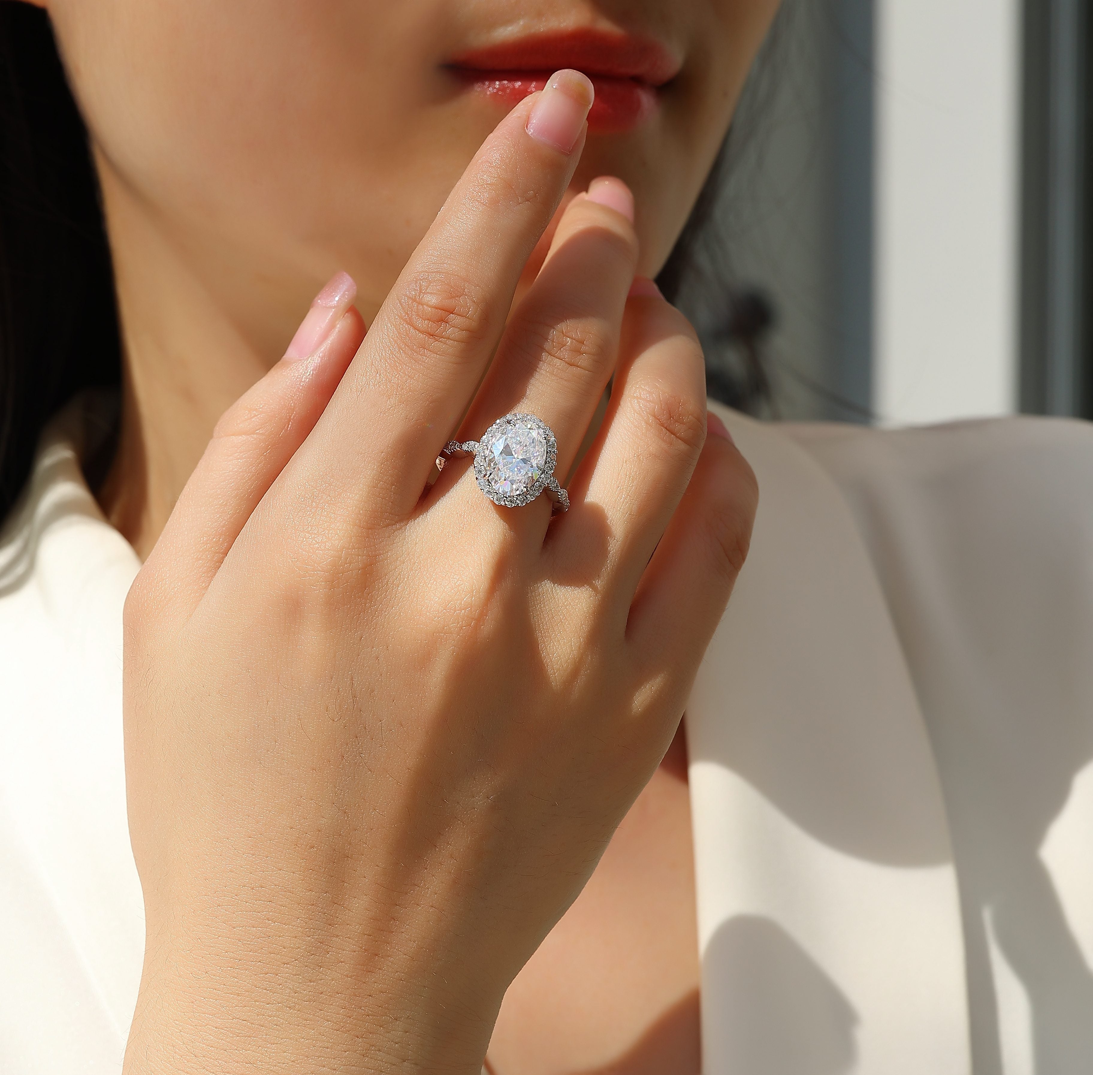 Bright Moon Oval Moissanite Bezel Ring – S925 Sterling Silver, Platinum Plated