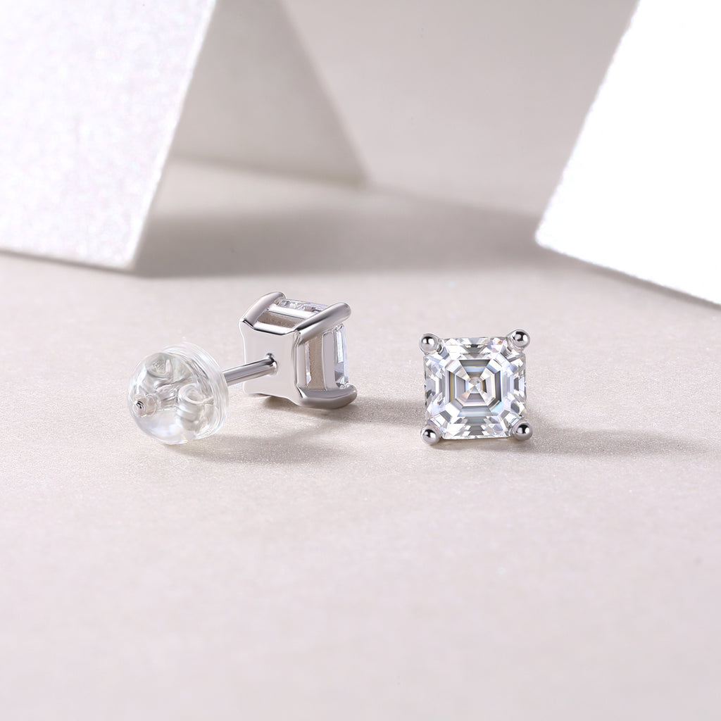 Square Moissanite Stud Earrings in S925 Sterling Silver