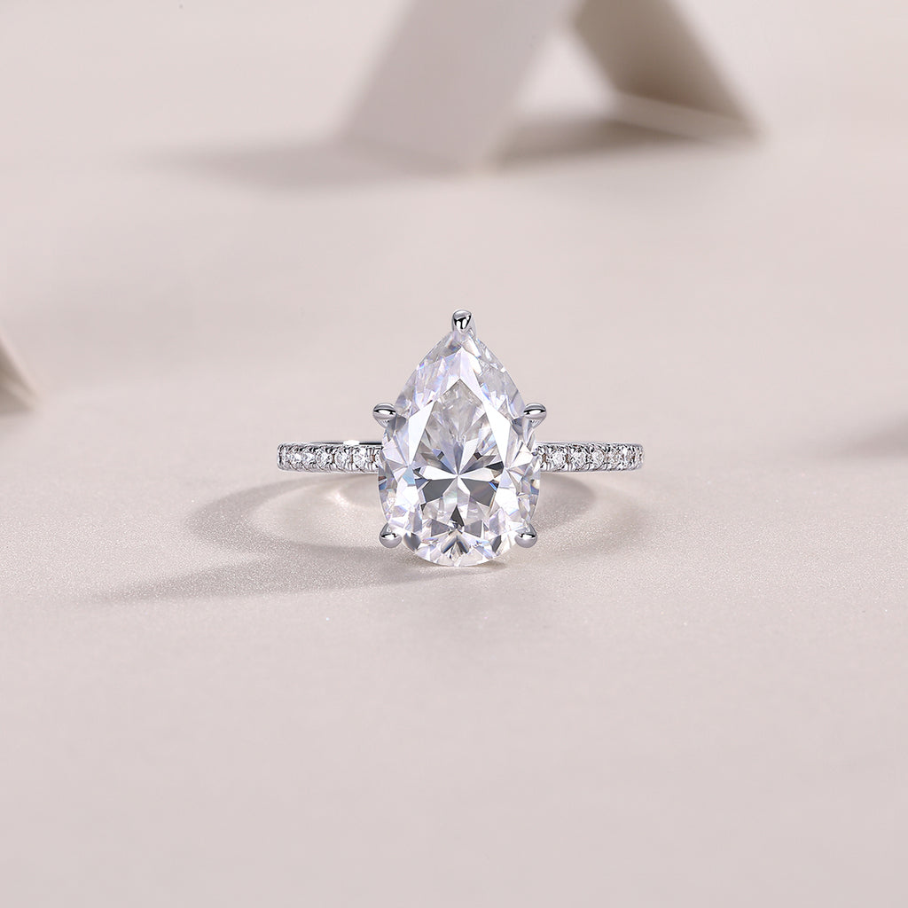 Light & Shadow Pear Moissanite Bezel Ring – S925 Sterling Silver, Platinum Plated
