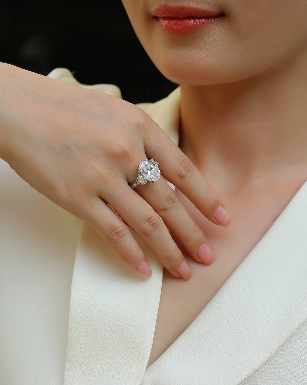 Oval Moissanite Platinum-Plated S925 Sterling Silver Ring