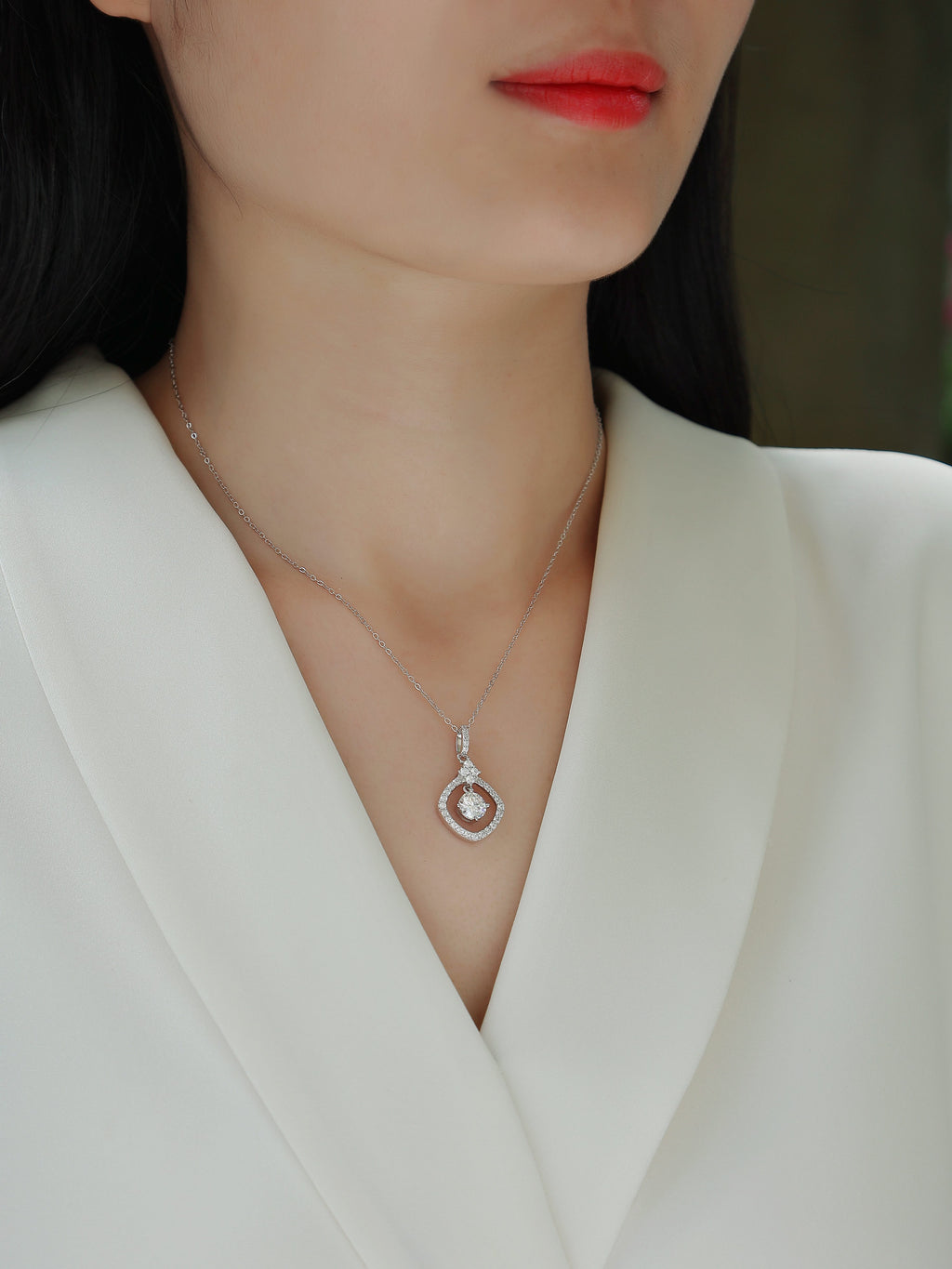 1CT Moissanite Heart-to-Heart Pendant Necklace