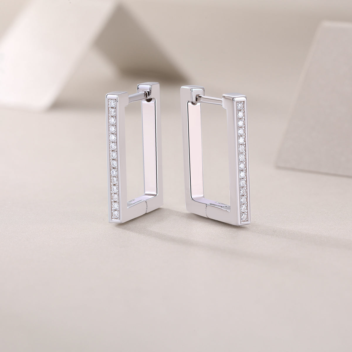 Moissanite Stud Earrings - S925 Sterling Silver Platinum-Plated (Pair)