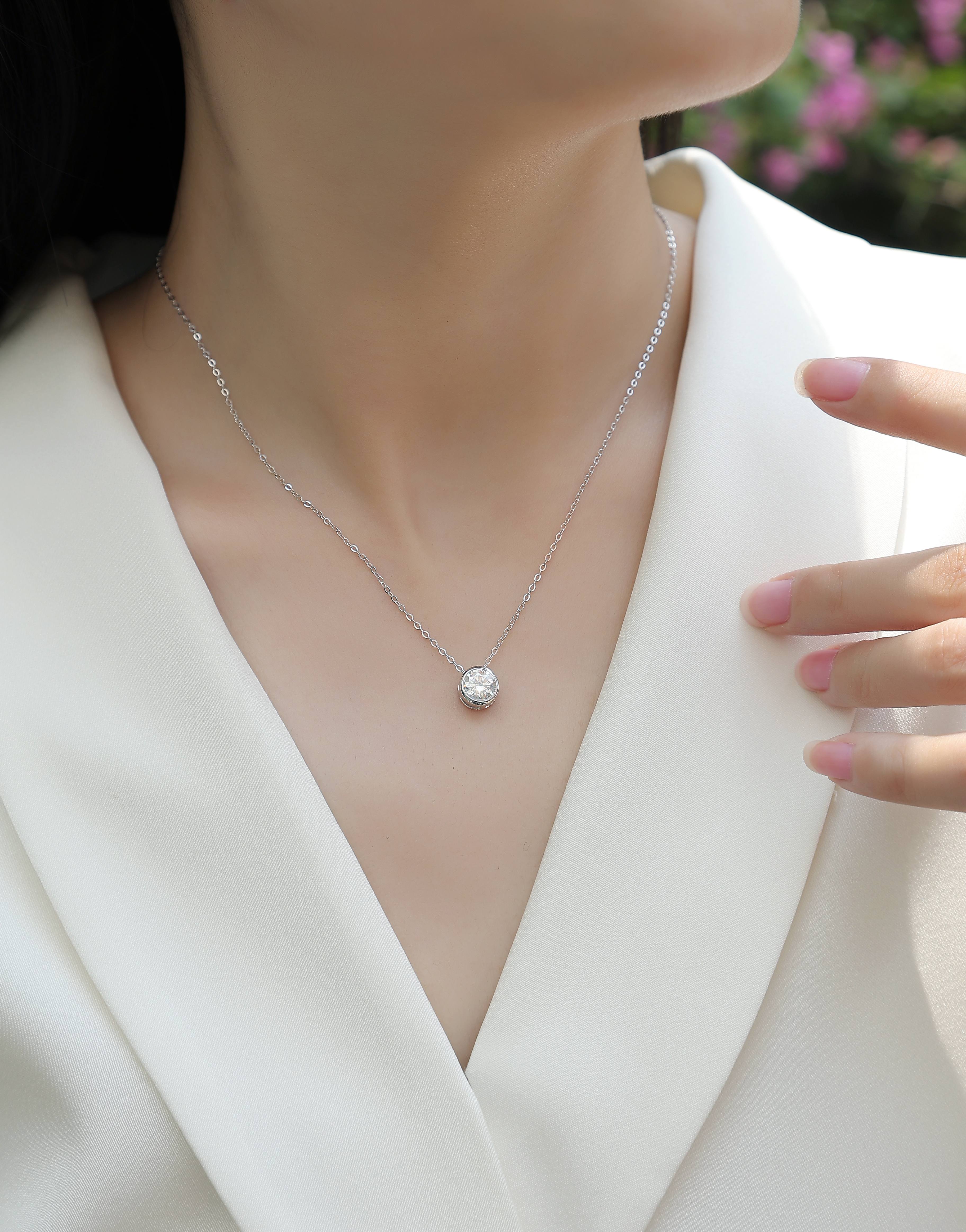 1 Carat Moissanite Necklace - S925 Sterling Silver with Chain