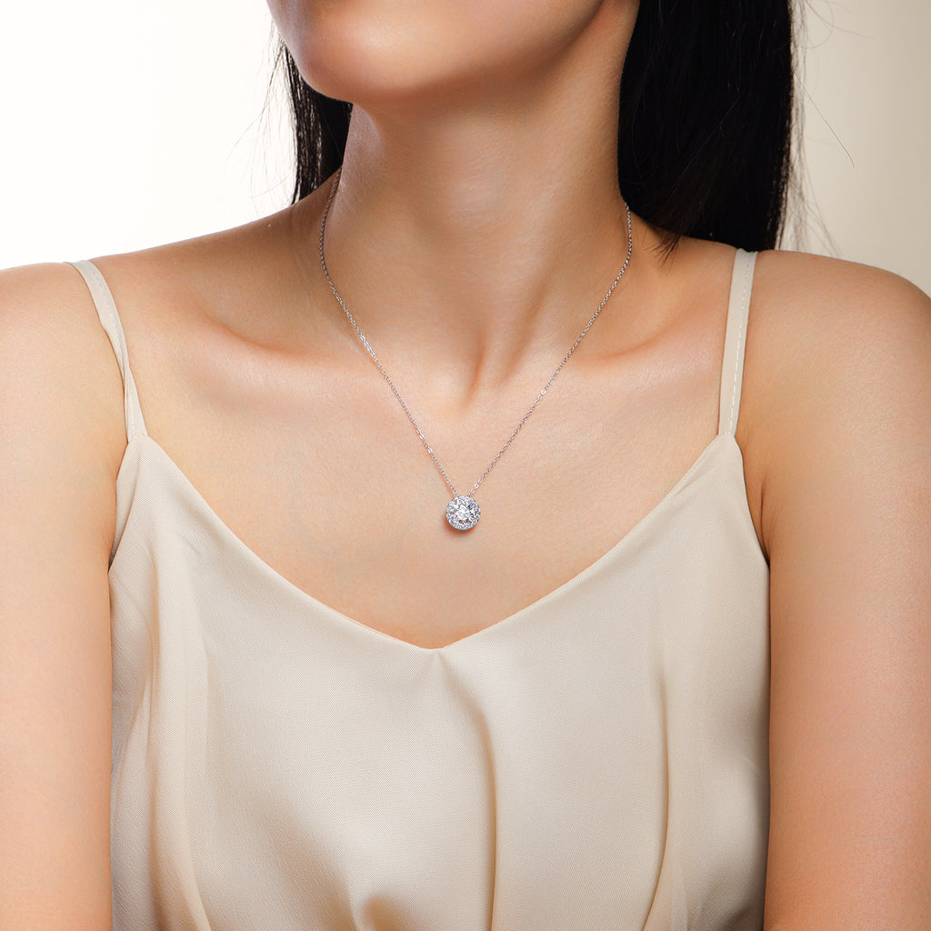 2CT Moissanite Starry Night Pendant Necklace