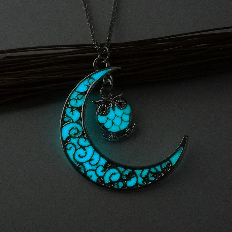 Glowing Moon Pendant Silver Plated Chain Necklaces