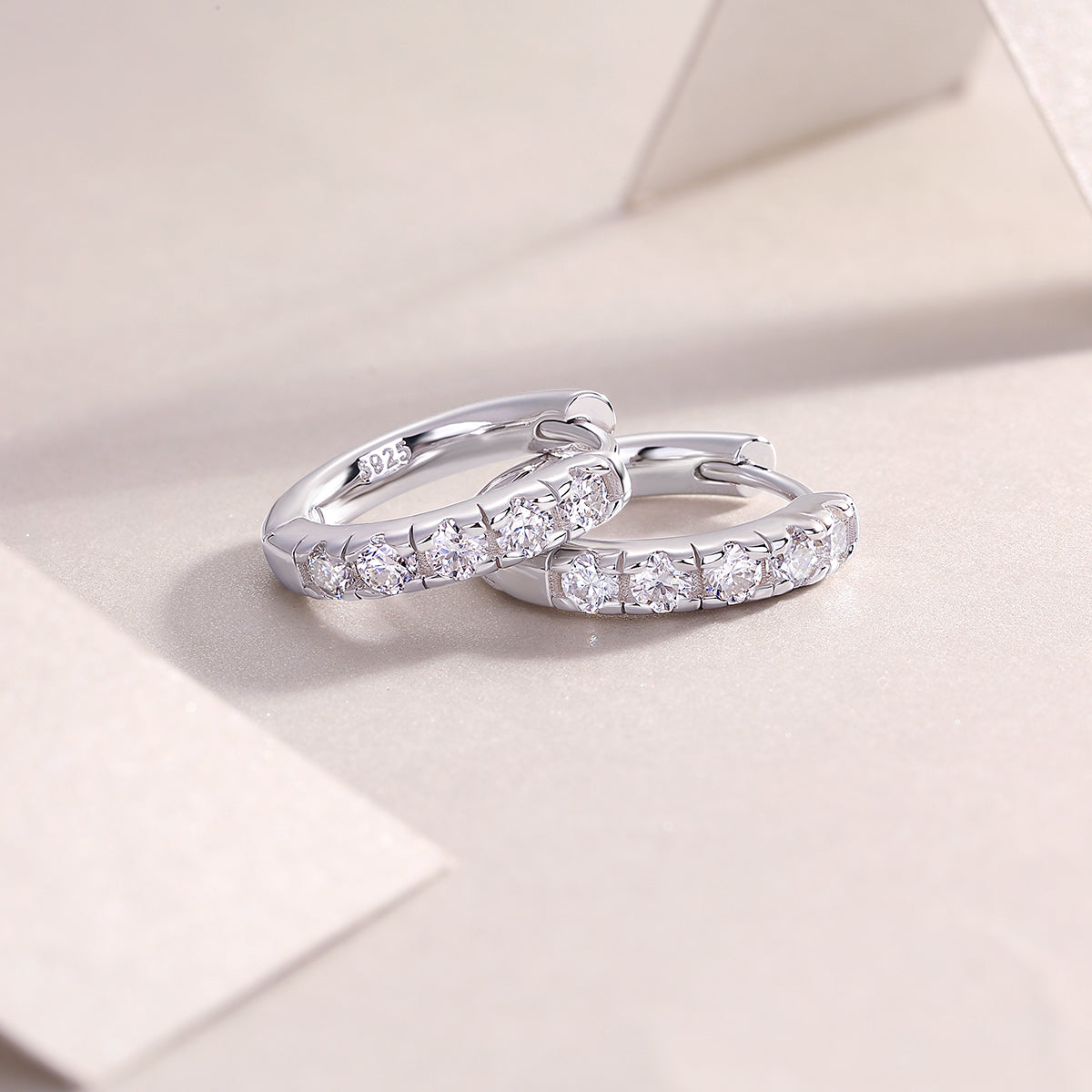 Moissanite Stud Earrings - S925 Sterling Silver Platinum-Plated (Pair)