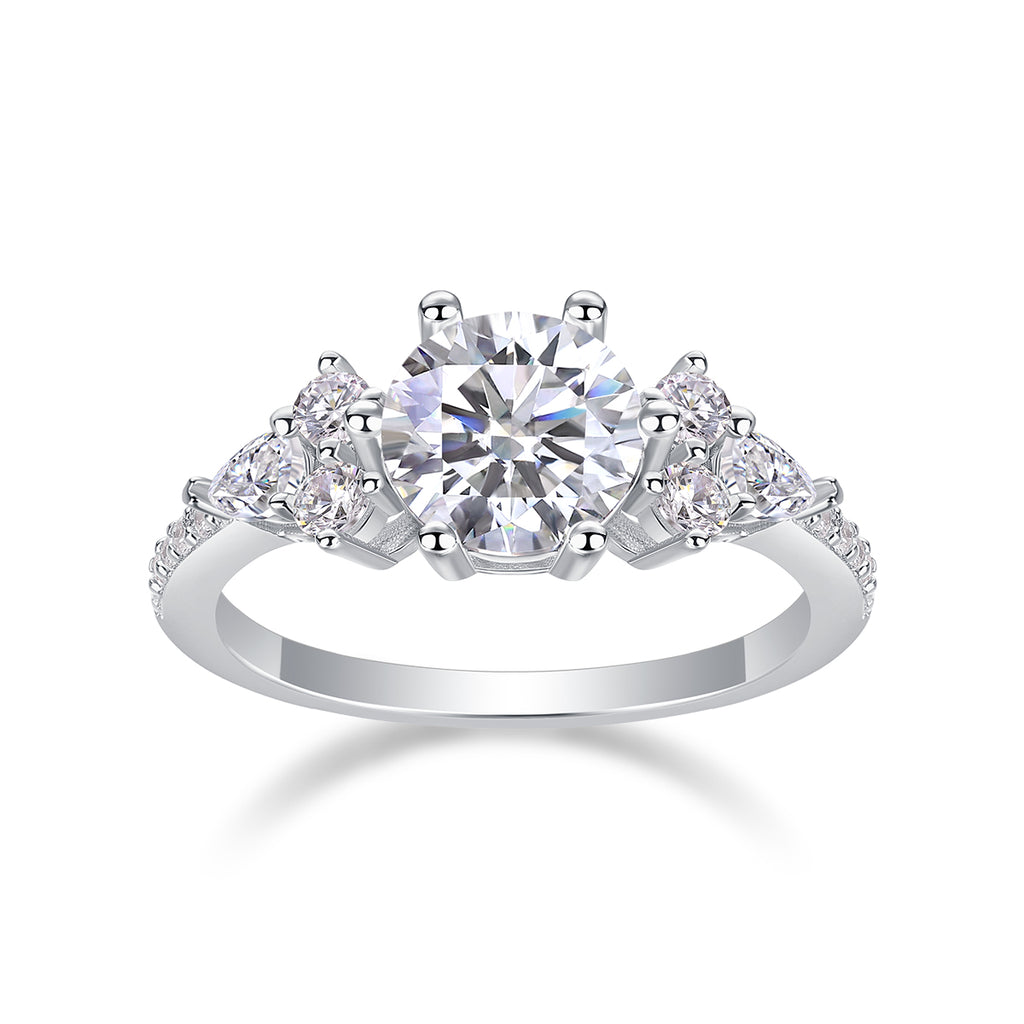 2-Carat Moissanite Luxury Ring – S925 Sterling Silver