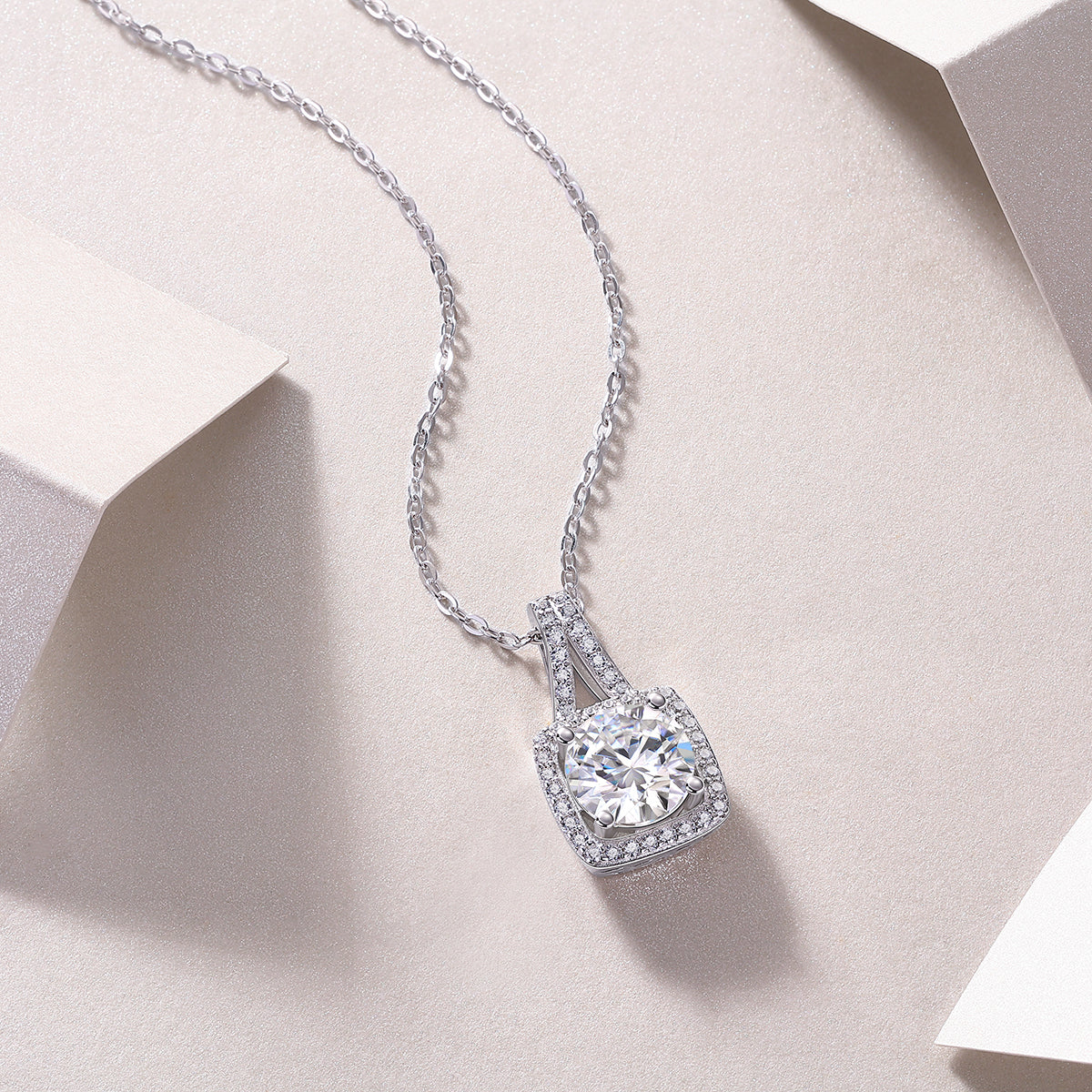 2-Carat Moissanite Square Pendant – S925 Sterling Silver with Platinum Plating