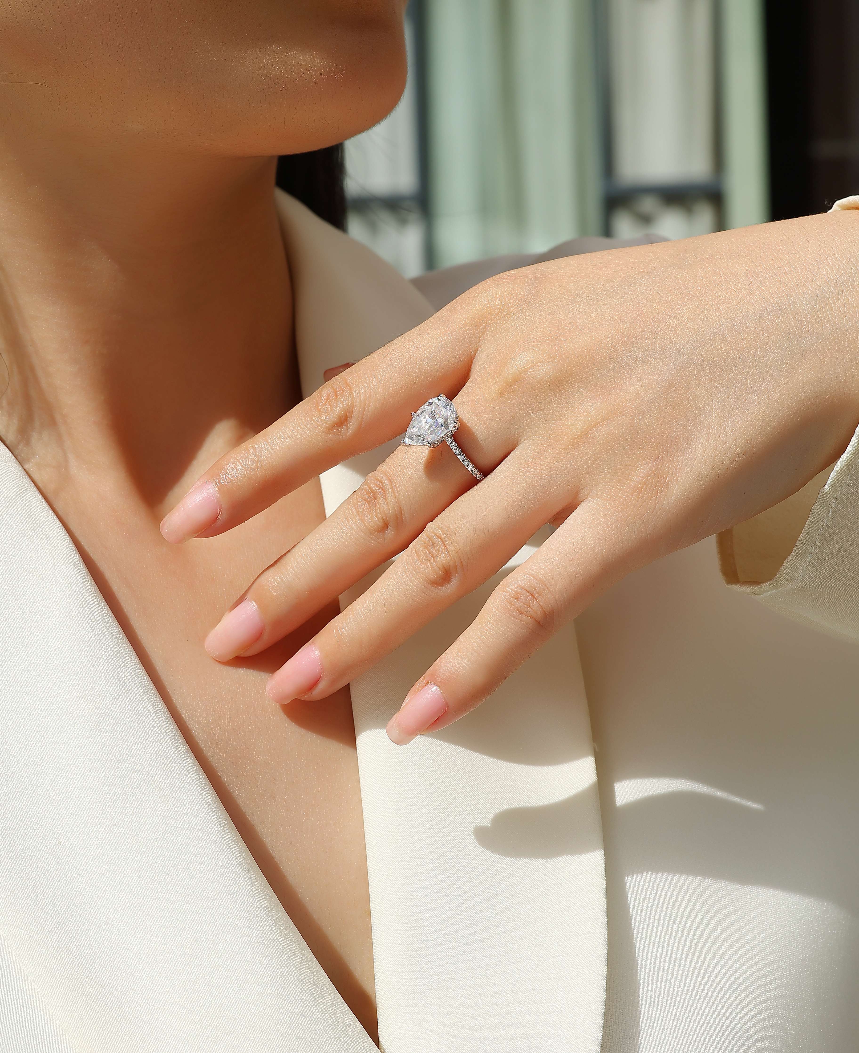 Light & Shadow Pear Moissanite Bezel Ring – S925 Sterling Silver, Platinum Plated