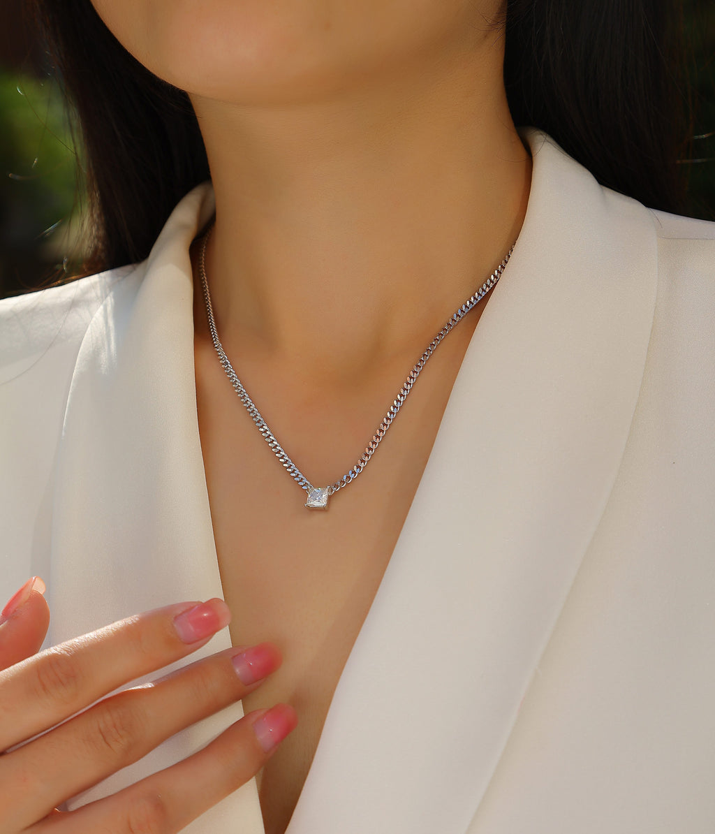 Zhang Yang Square Moissanite Pendant Necklace – S925 Sterling Silver