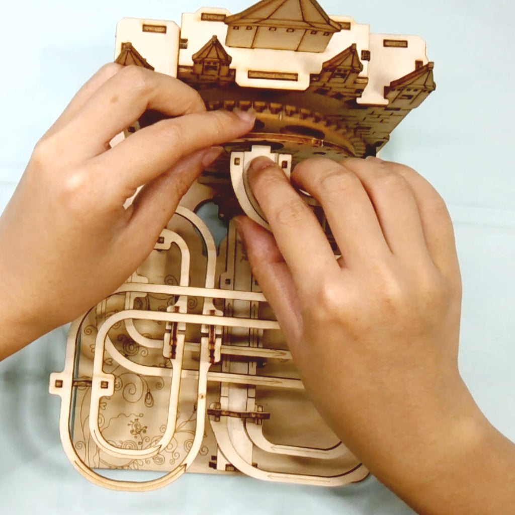 Electric Marble Run 3D Wooden Puzzle - Motorized Brain Teaser Model Kit