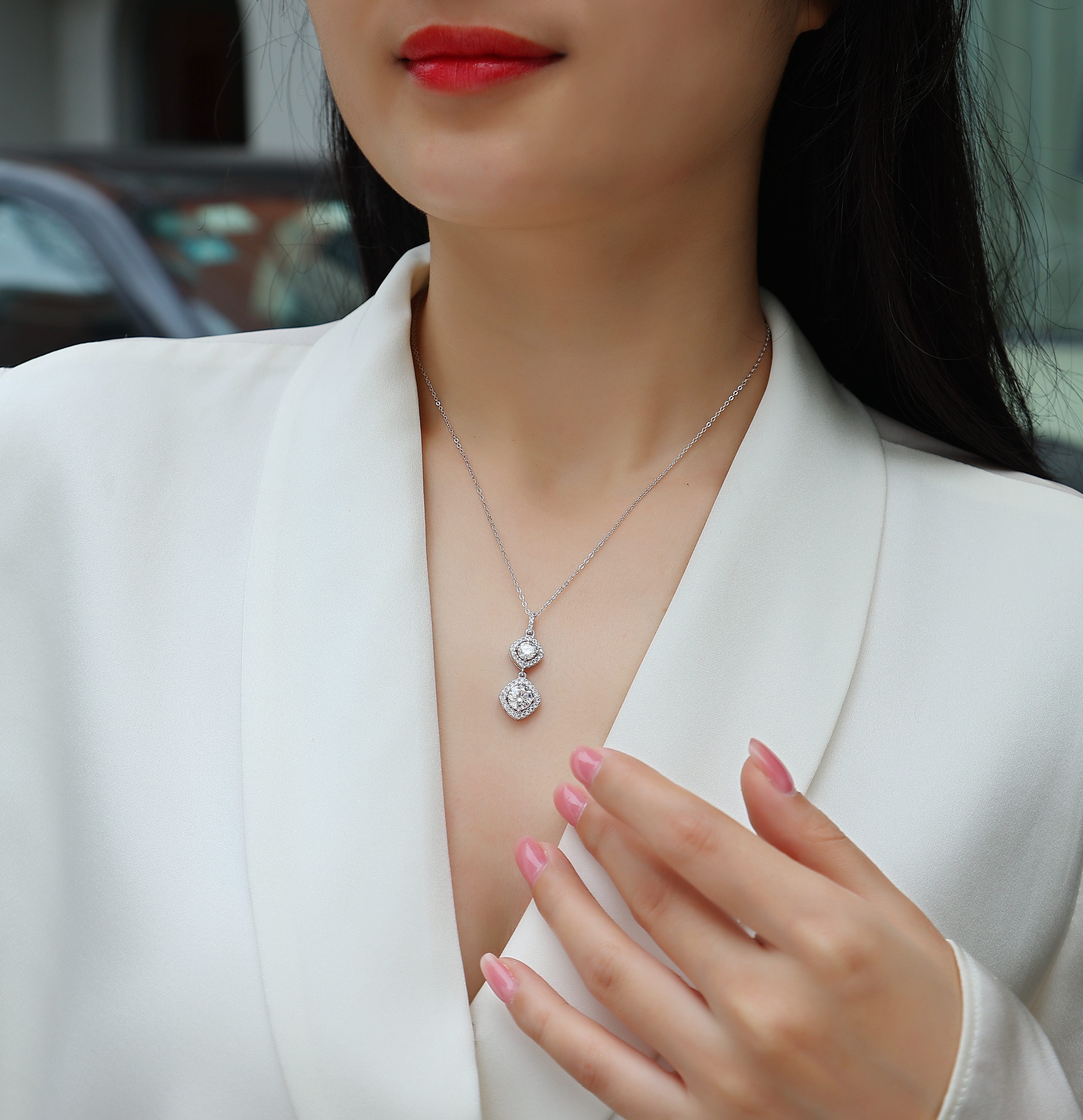 1 Carat Moissanite Necklace - S925 Sterling Silver Platinum-Plated with Chain