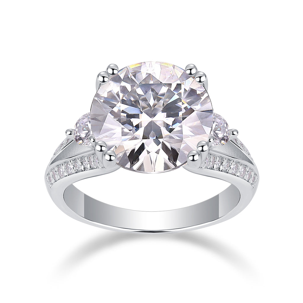 Elegant Radiance Moissanite Ring – 5-Carat S925 Sterling Silver, Platinum-Plated