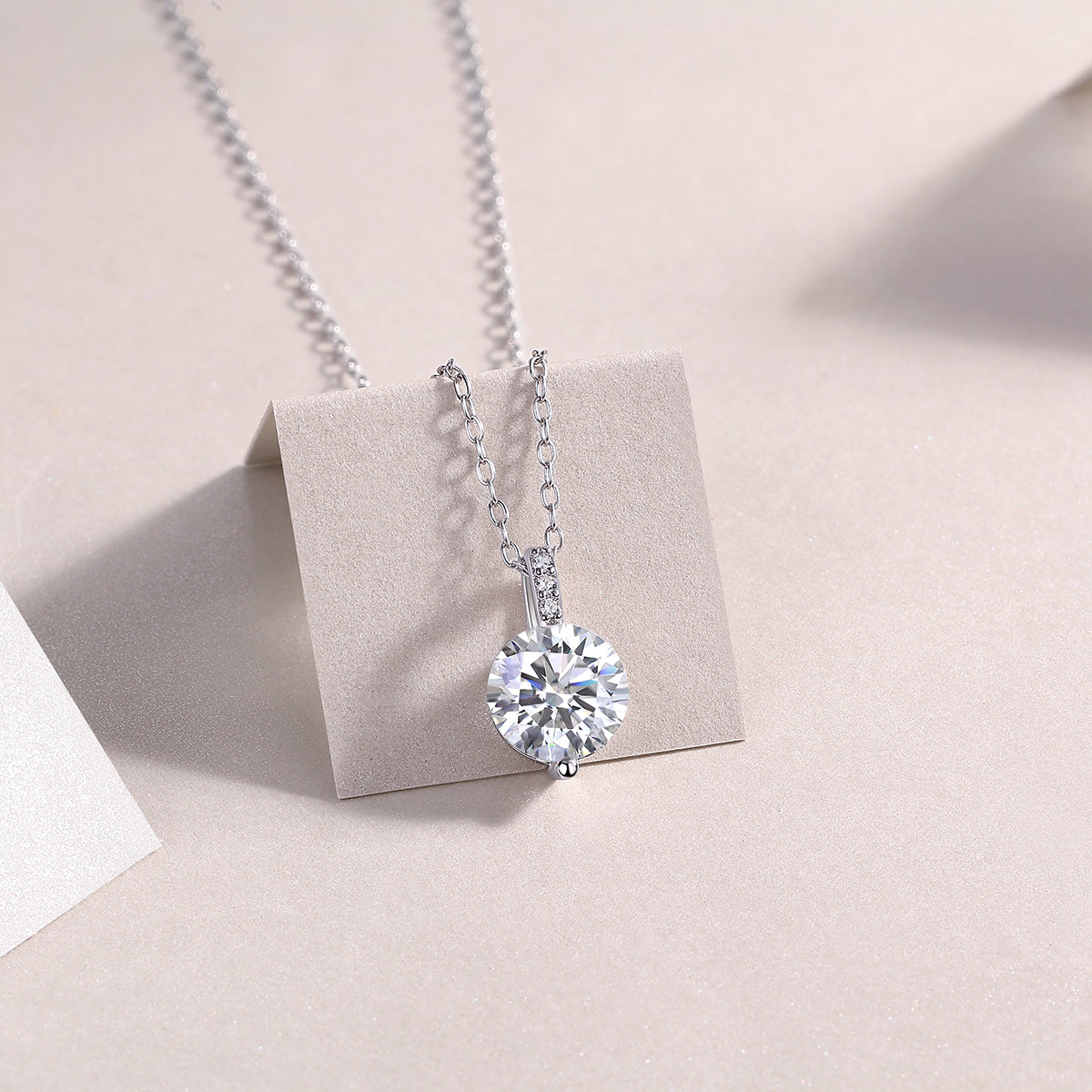 2-Carat Moissanite Necklace Pendant – S925 Sterling Silver with Platinum Plating