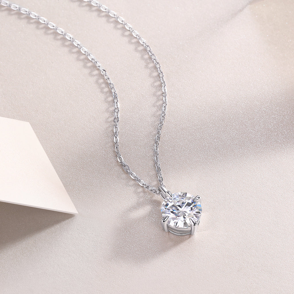 2-Carat Moissanite Round Pendant in S925 Sterling Silver