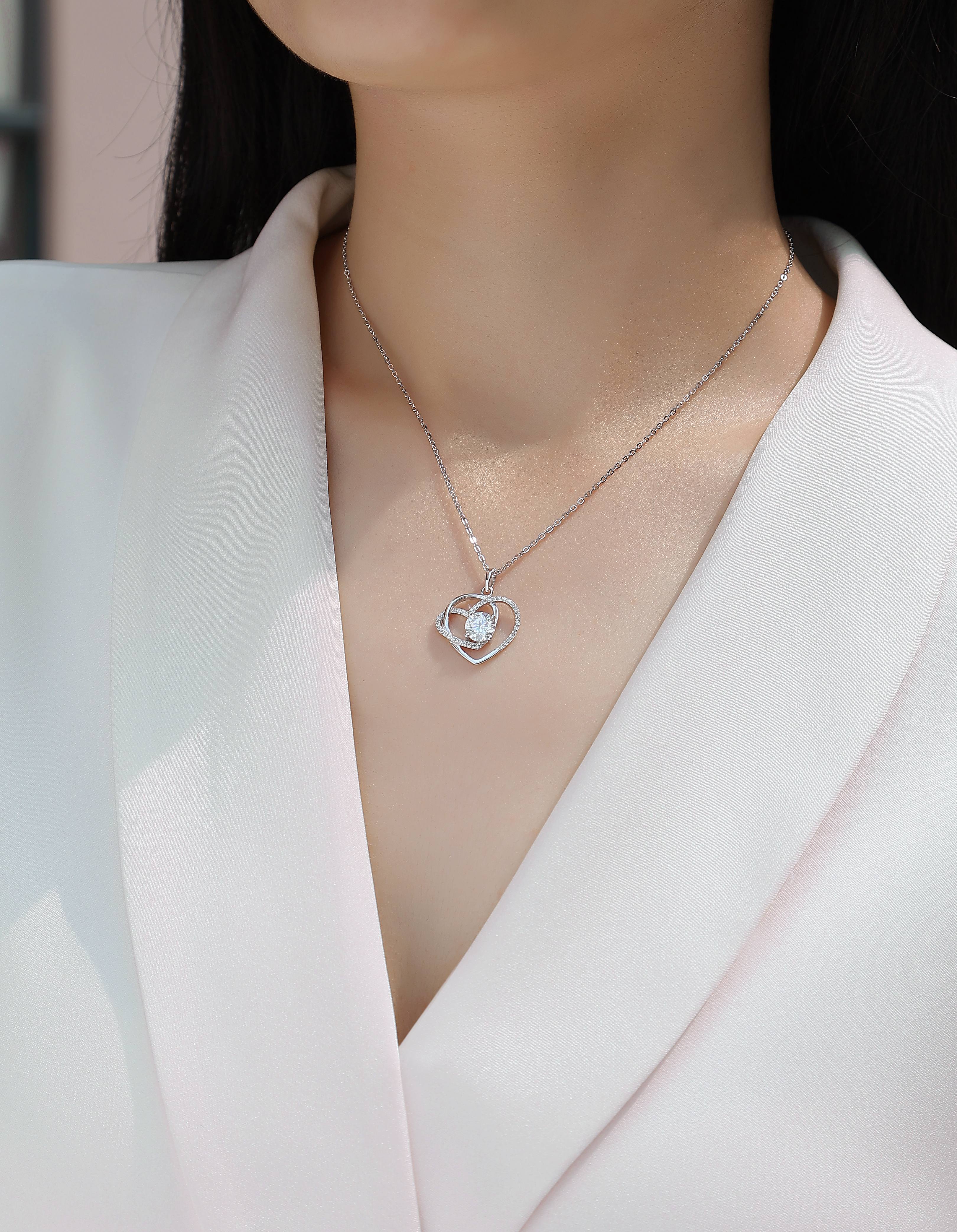 1 Carat Moissanite Necklace - S925 Sterling Silver Platinum-Plated with Chain