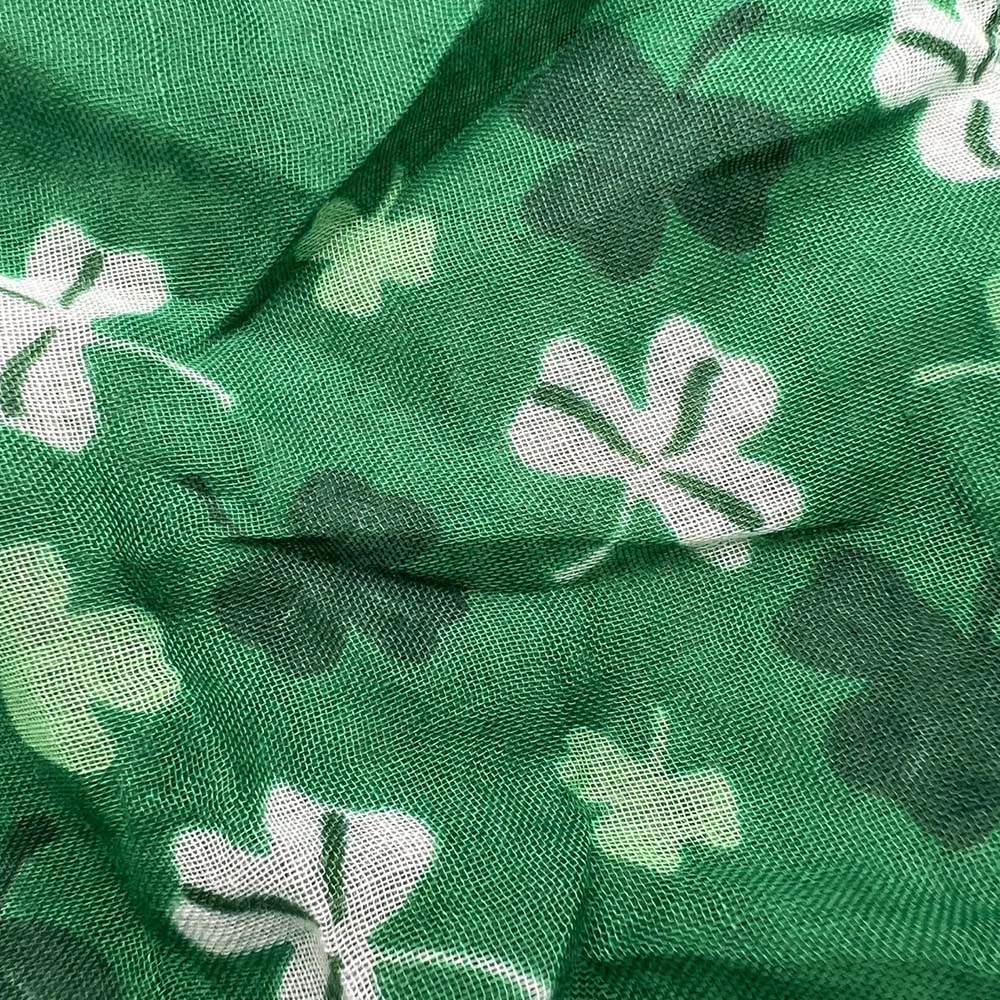 Shamrock Print Skinny Scarf - Green (60" x 11")