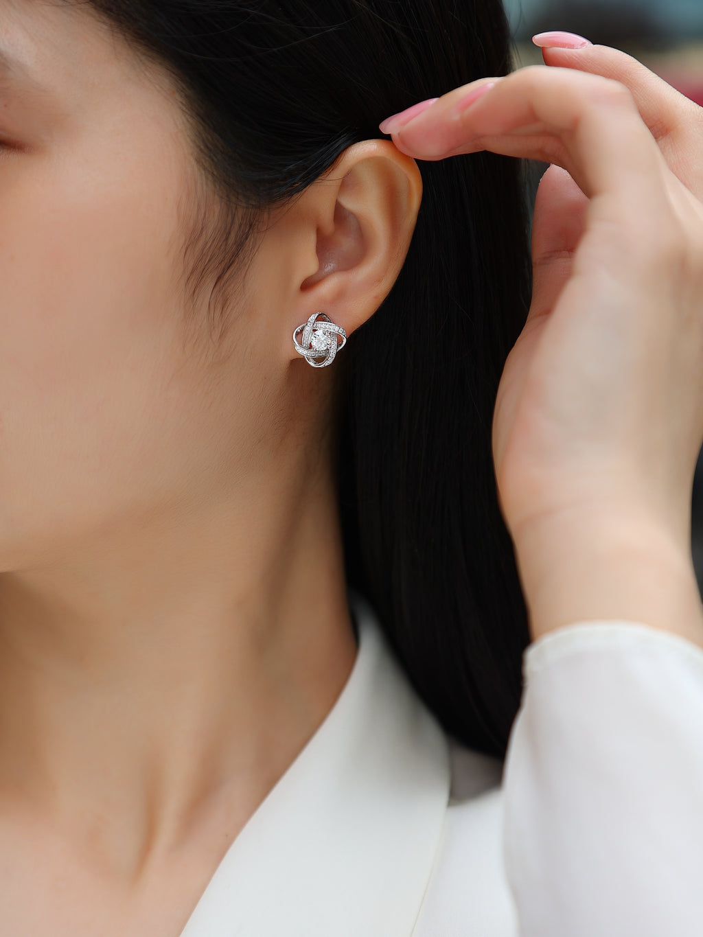 0.5 Carat Moissanite Stud Earrings - S925 Sterling Silver Platinum-Plated (Pair)
