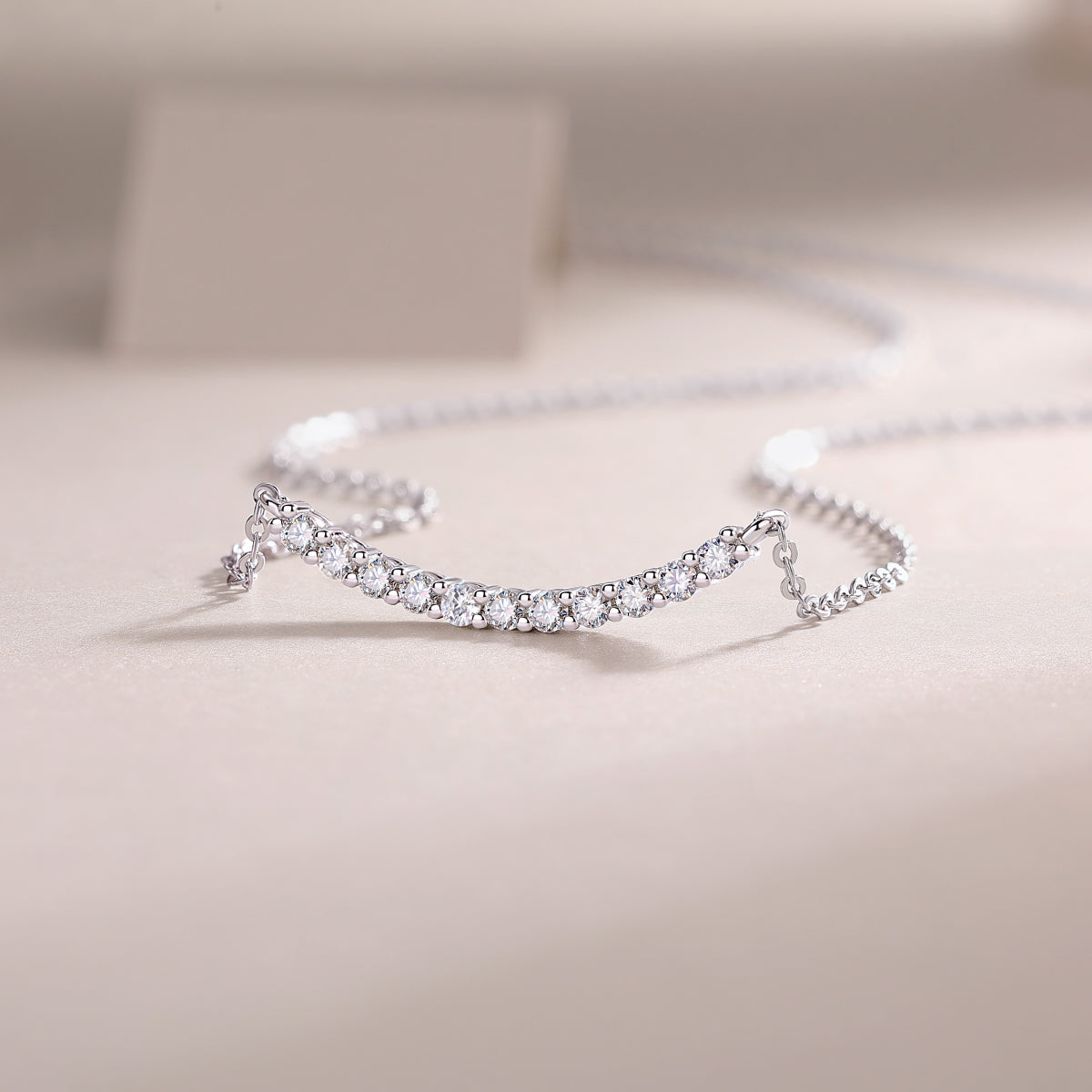 Moissanite Relaxed Feel Pendant Necklace