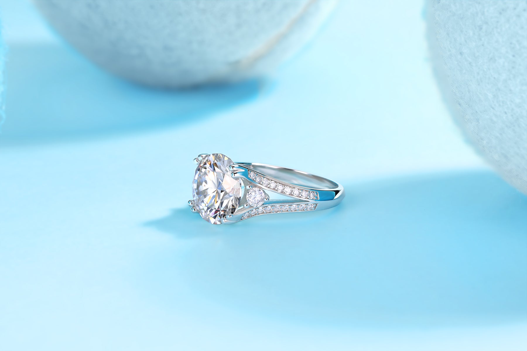 Elegant Radiance Moissanite Ring – 5-Carat S925 Sterling Silver, Platinum-Plated