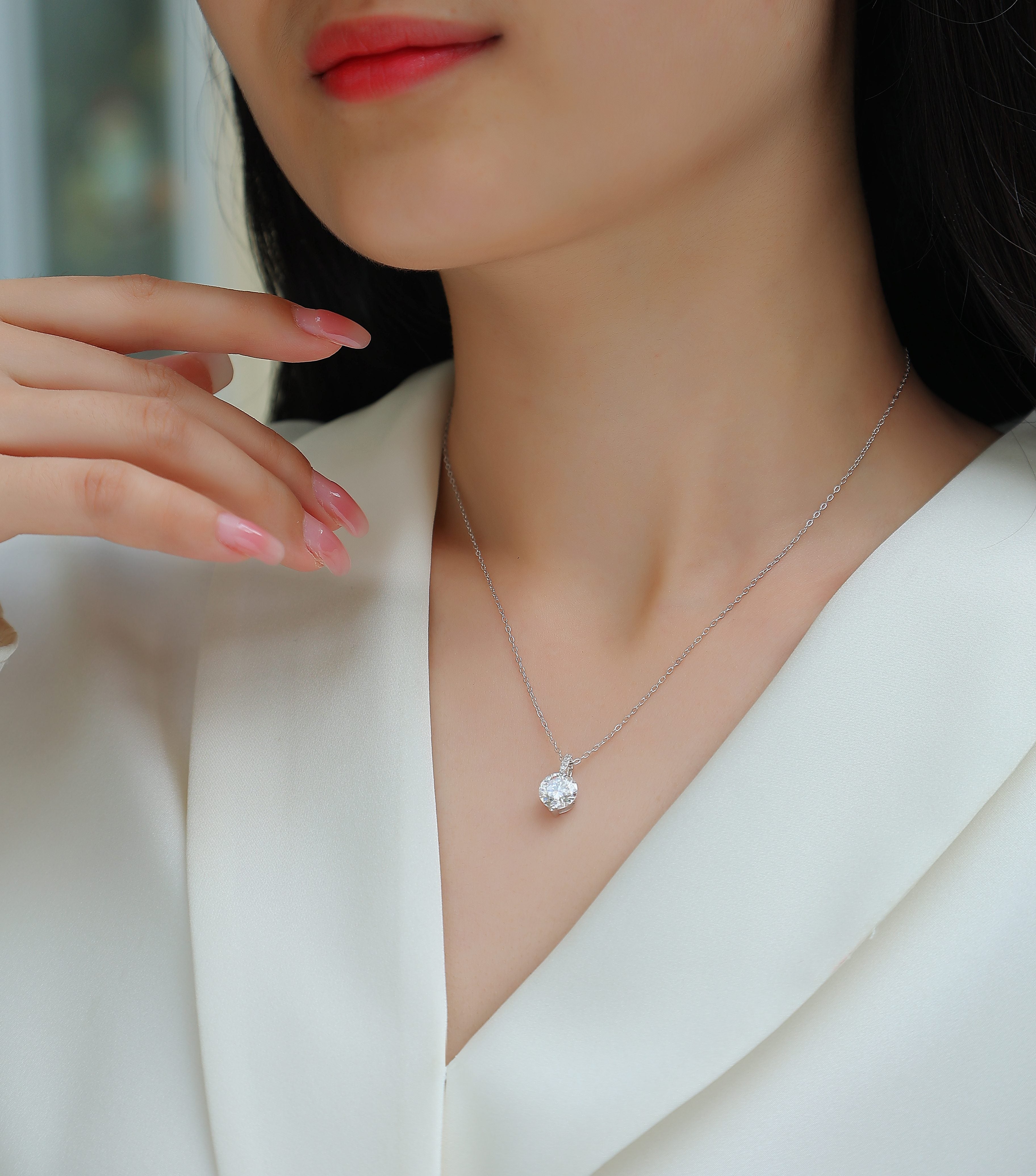 2-Carat Moissanite Necklace Pendant – S925 Sterling Silver with Platinum Plating