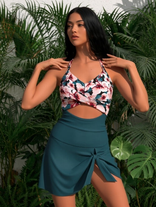 Women's Elegant One-Piece Swimsuit - Hollow-Out Detail with Removable Pads