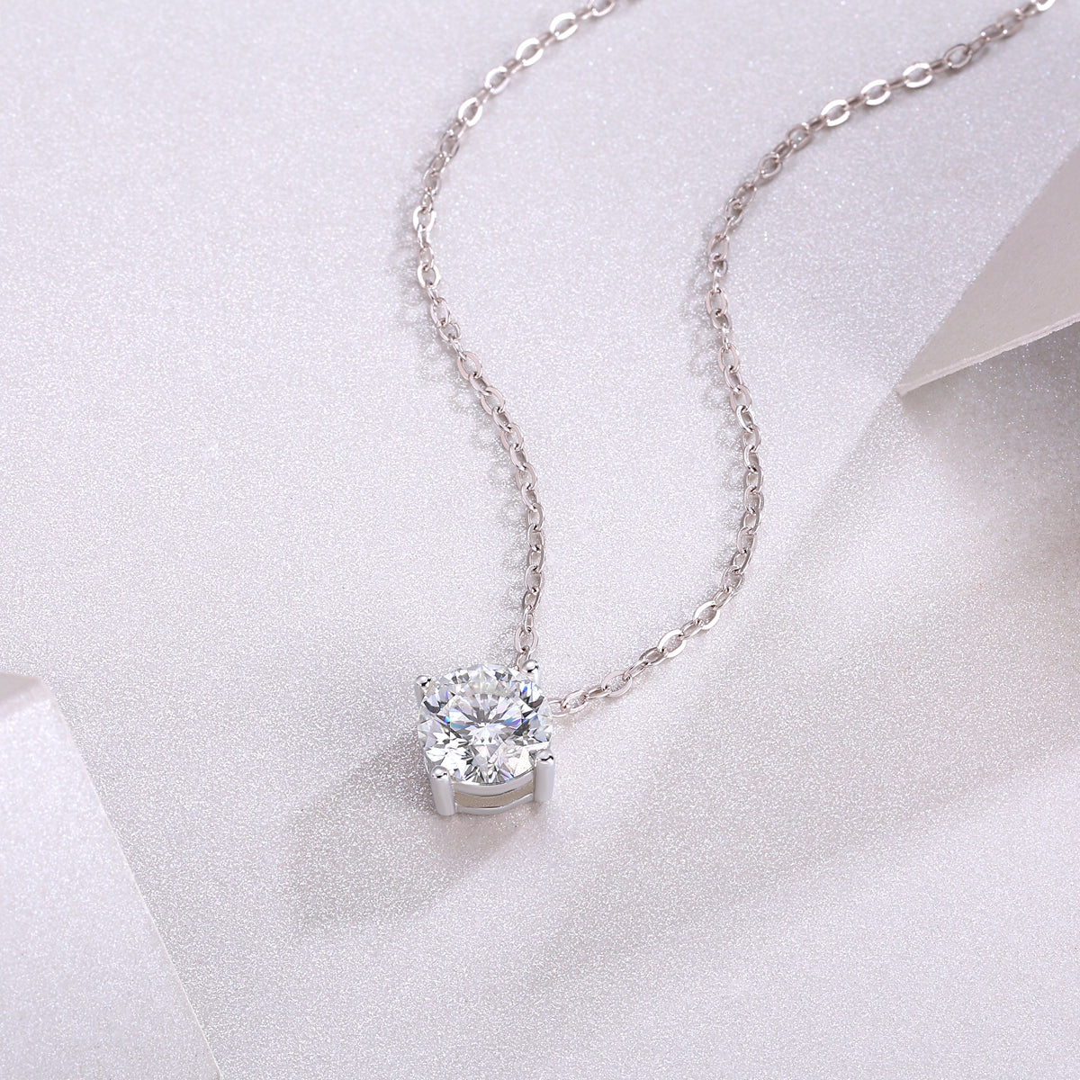 1-Carat Moissanite Pendant Necklace in S925 Sterling Silver