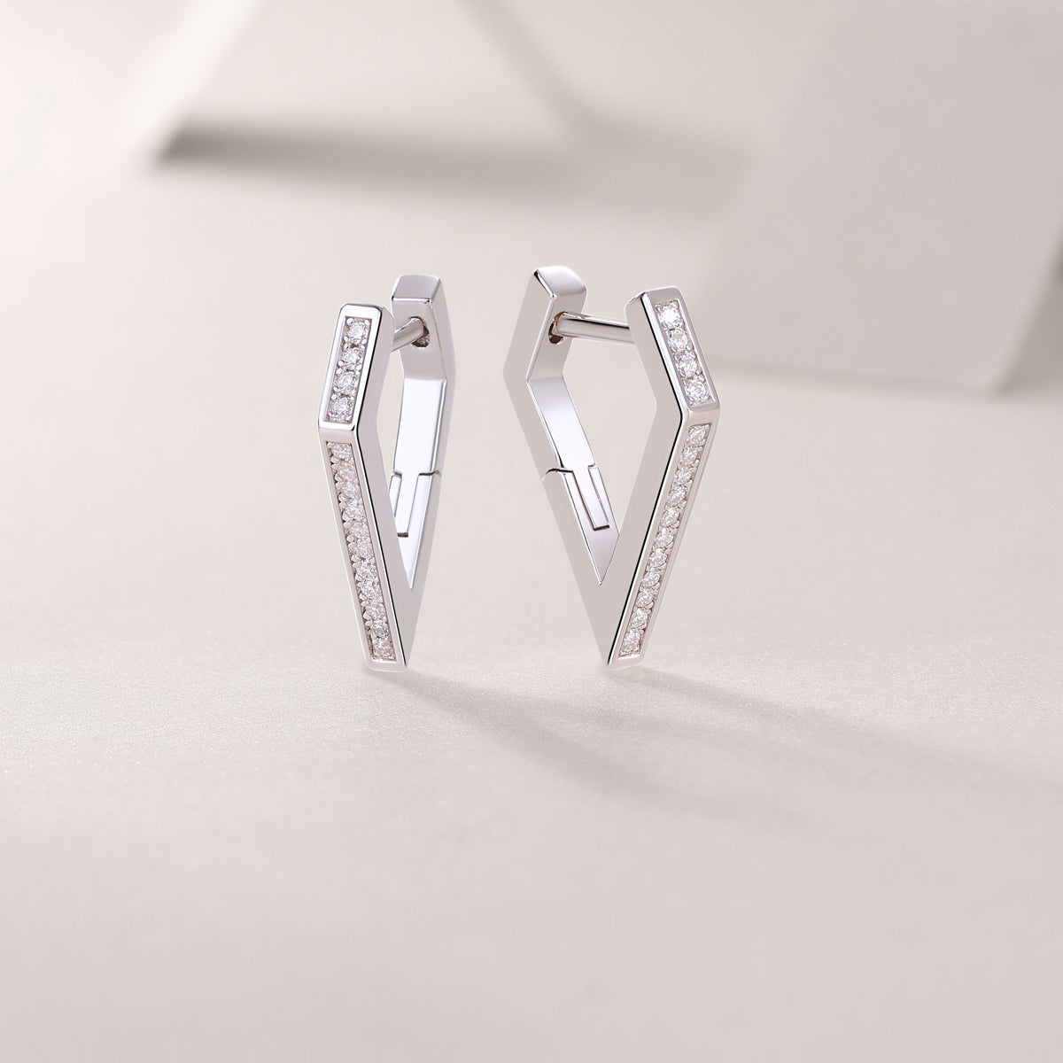 Moissanite Stud Earrings – S925 Sterling Silver with Platinum Plating