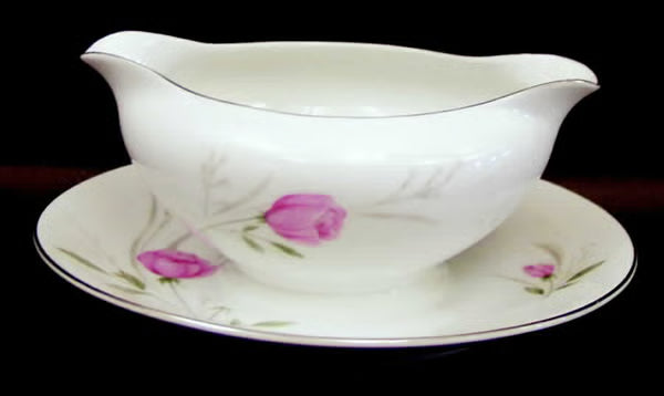 Diamond Sterling Rose Gravy Boat with Attached Underplate - Japan