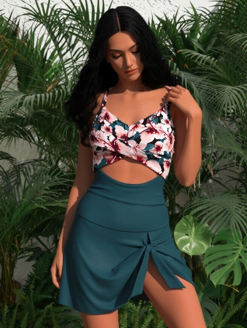 Women's Elegant One-Piece Swimsuit - Hollow-Out Detail with Removable Pads