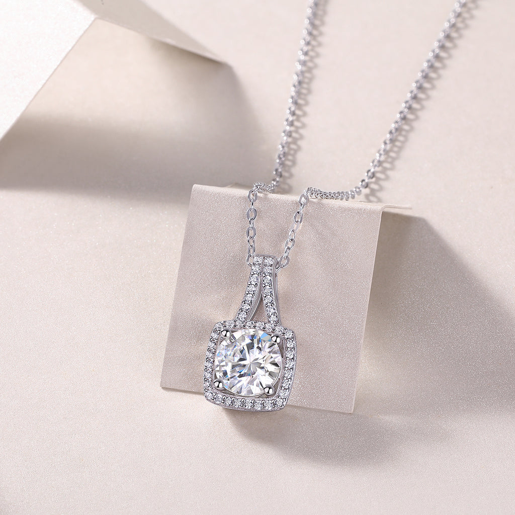 2-Carat Moissanite Square Pendant – S925 Sterling Silver with Platinum Plating