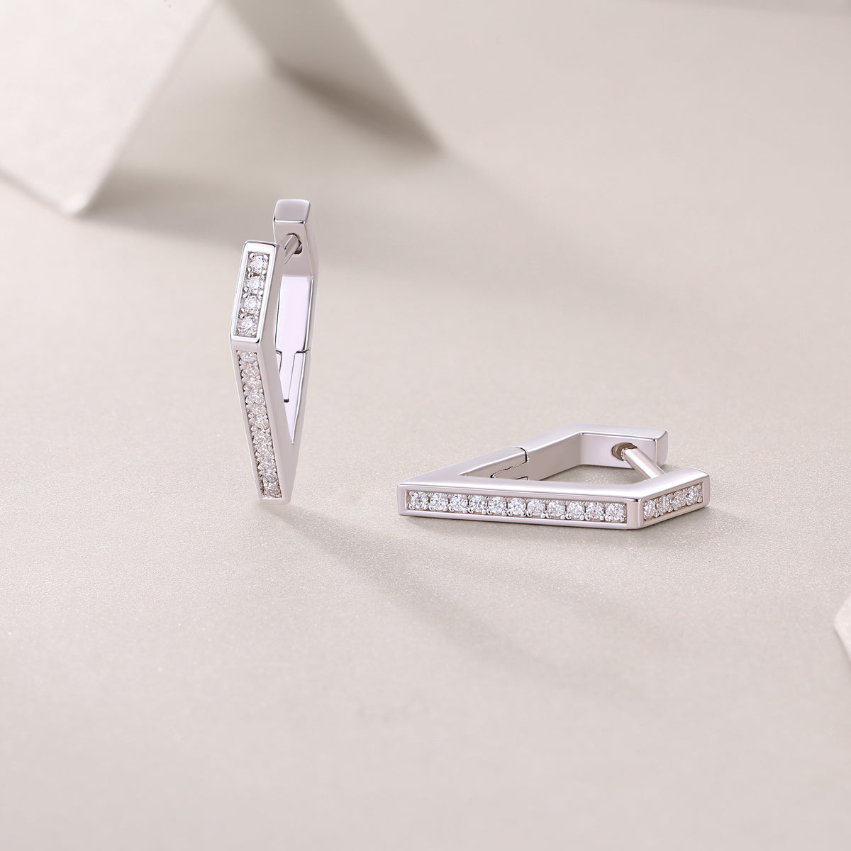 Moissanite Stud Earrings – S925 Sterling Silver with Platinum Plating