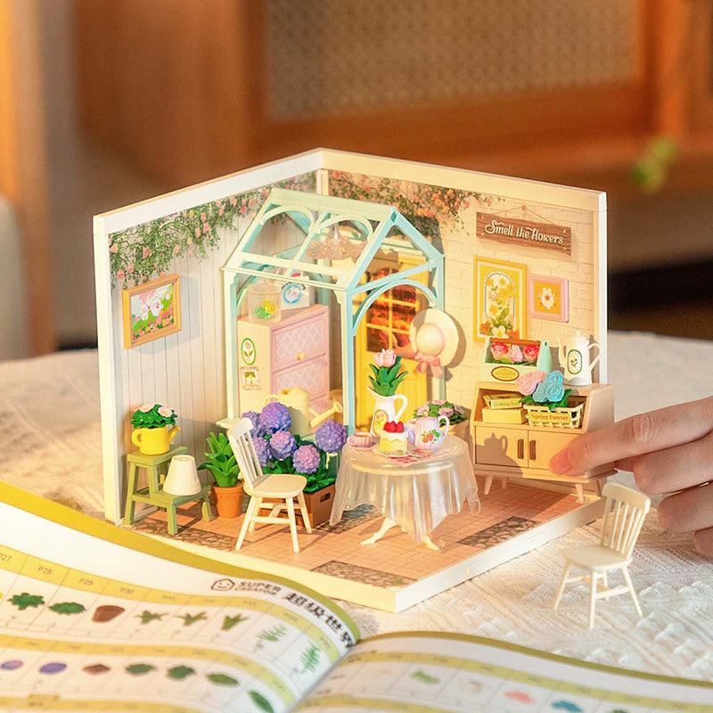 Robotime Blooming Tea Garden Miniature Kit - DIY Dollhouse