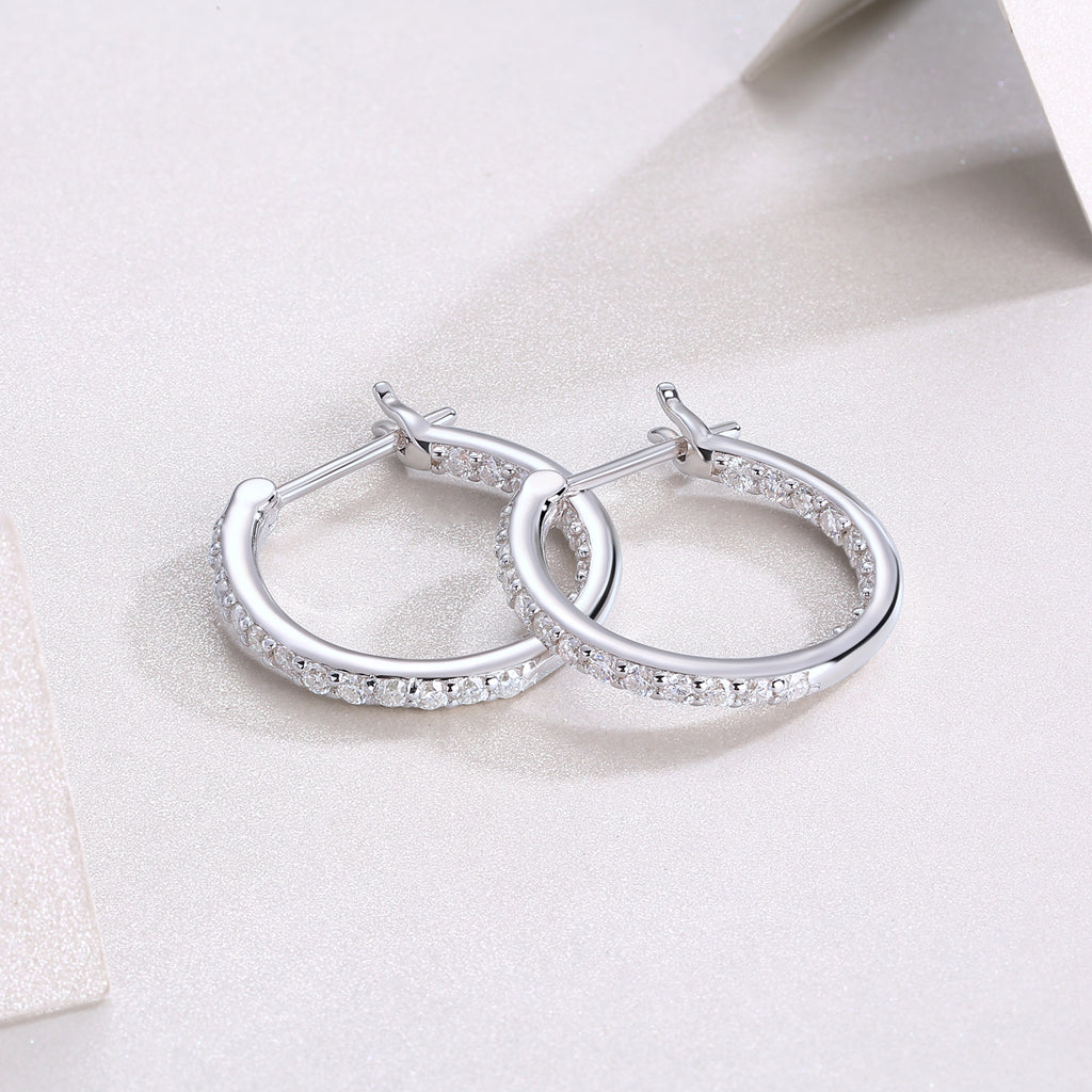 Streamer Moissanite Stud Earrings in S925 Sterling Silver