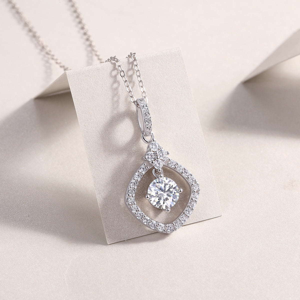 1CT Moissanite Heart-to-Heart Pendant Necklace