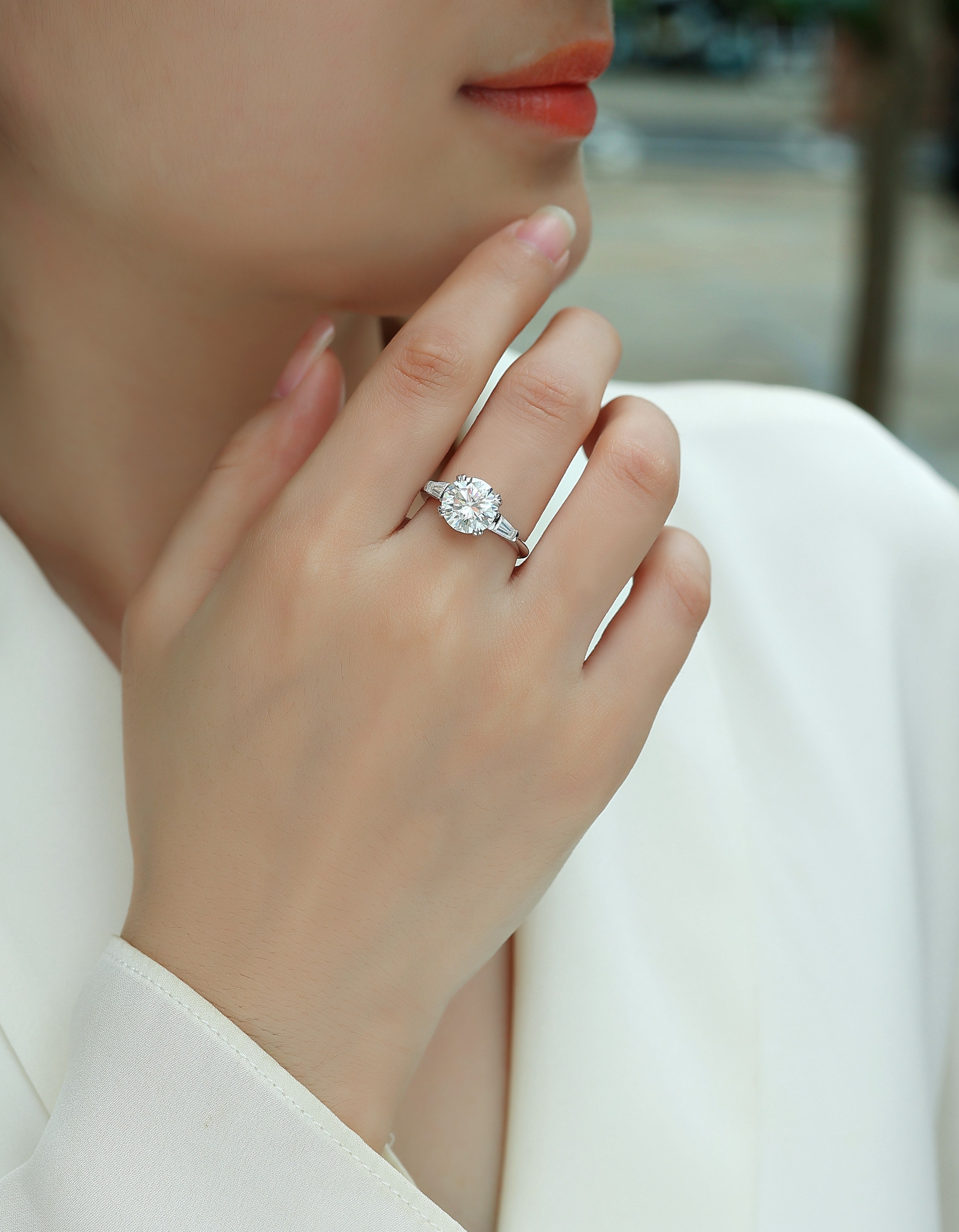 Shining Step by Step 3-Carat Moissanite Ring – S925 Sterling Silver with Platinum Plating