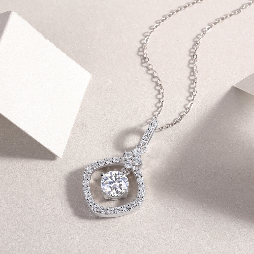 1CT Moissanite Heart-to-Heart Pendant Necklace