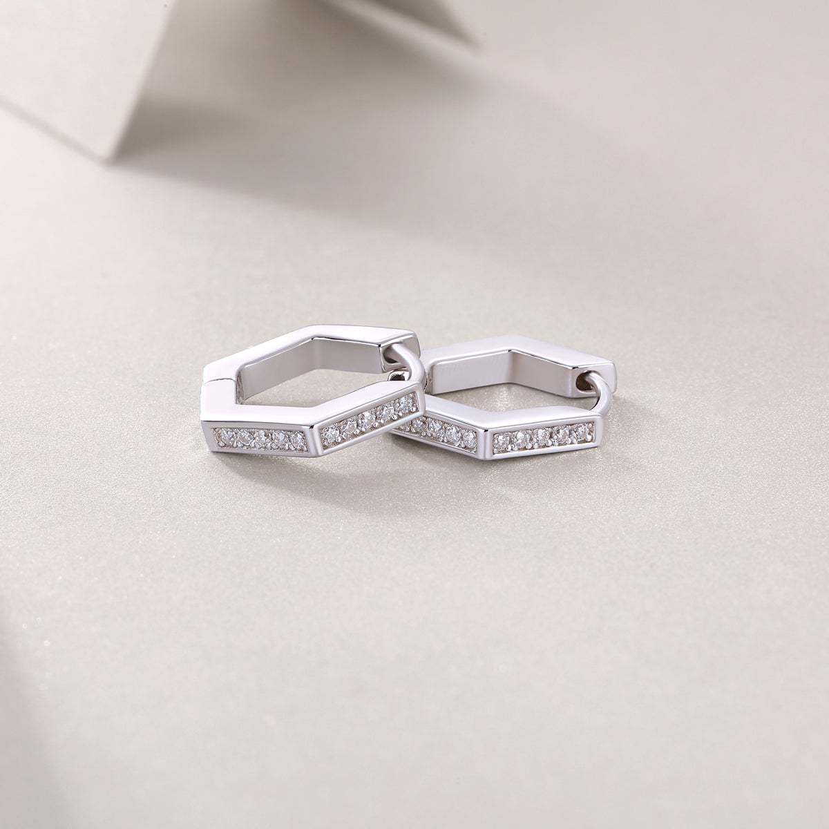Moissanite Stud Earrings - S925 Sterling Silver Platinum-Plated (Pair)