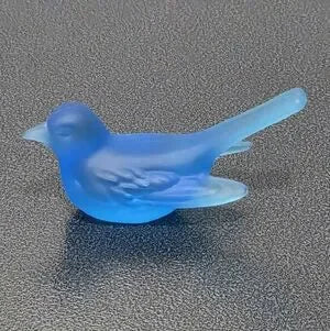 Westmoreland Wren Bird #WR-1 - Light Blue Mist Carnival Glass